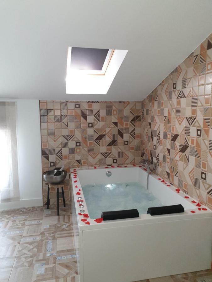 Apartamentos Hostal Cabanas Carboneras de Guadazaon Luaran gambar