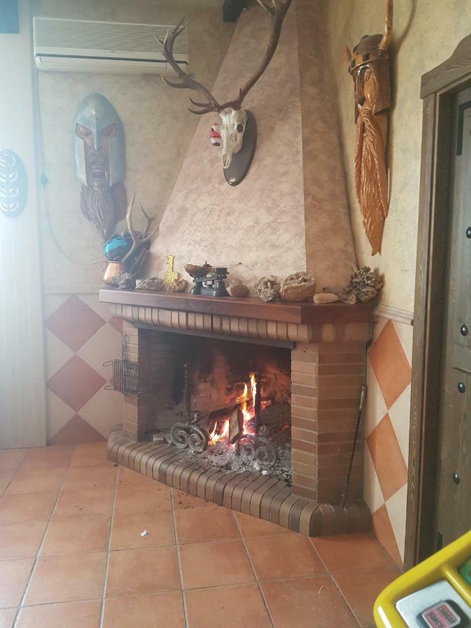 Apartamentos Hostal Cabanas Carboneras de Guadazaon Luaran gambar